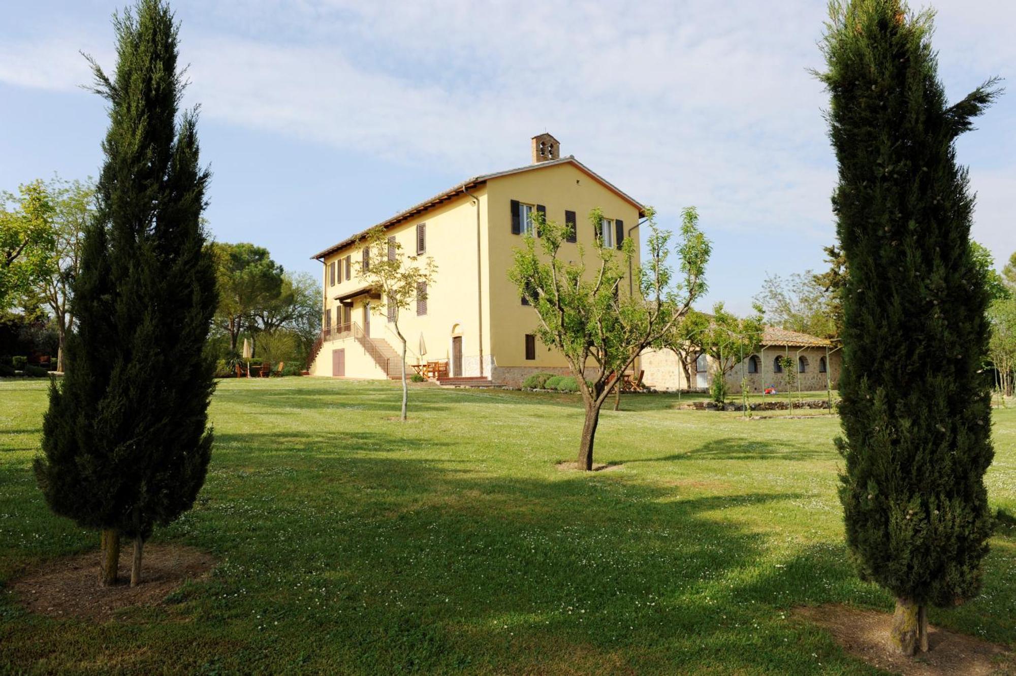 Fattoria Agriturismo Nerbona Casole dʼElsa Екстериор снимка