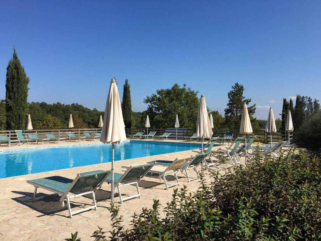 Fattoria Agriturismo Nerbona Casole dʼElsa Екстериор снимка