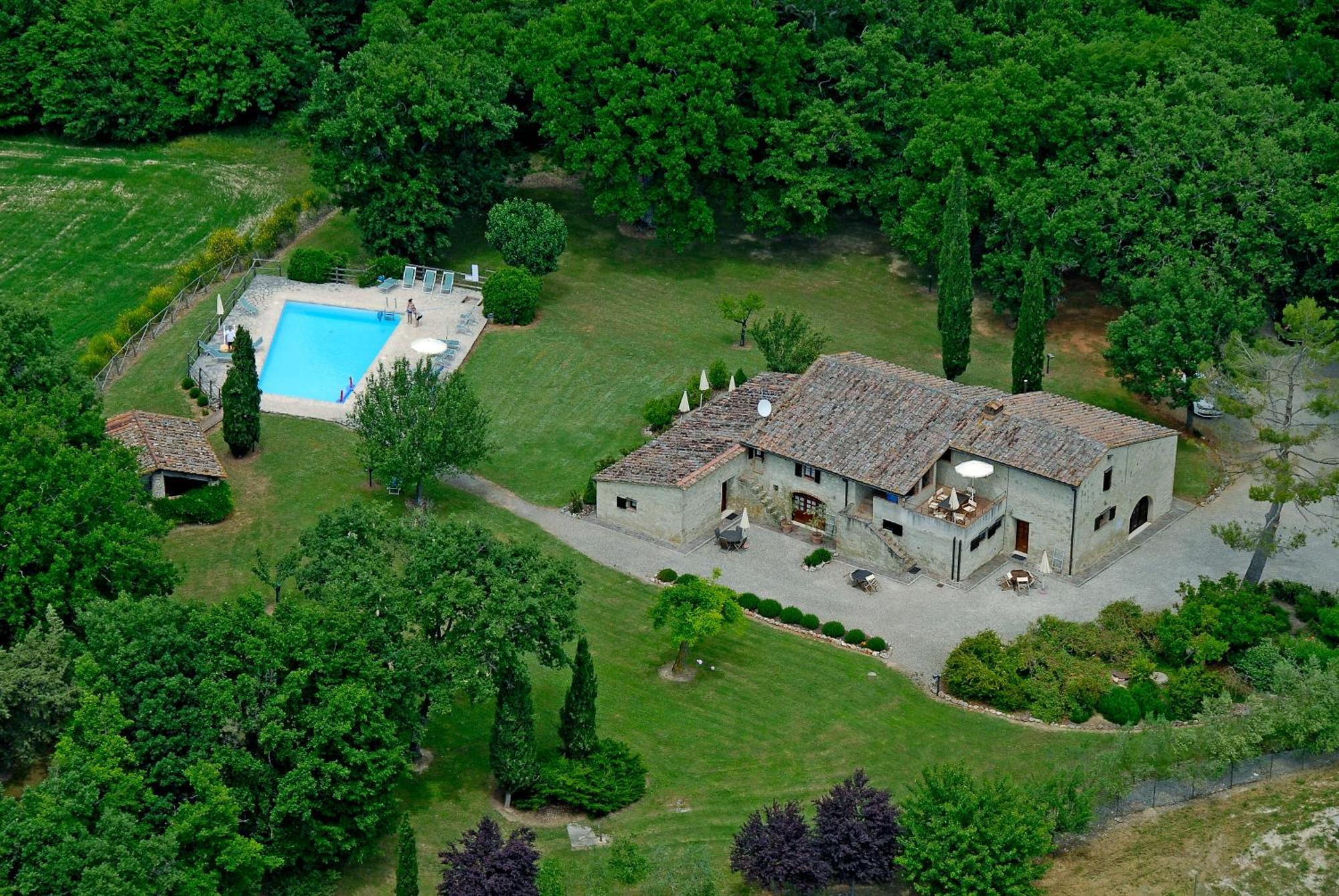 Fattoria Agriturismo Nerbona Casole dʼElsa Екстериор снимка